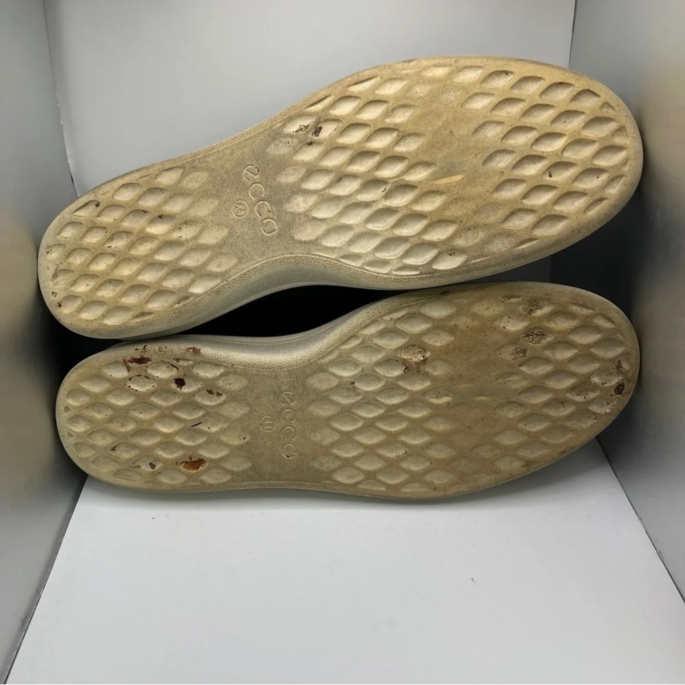 Men’s ECCO Kallum Low Top Sneakers Size 10 (44) - Picture 10 of 10